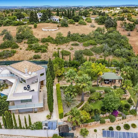 Caripira By فيلة البوفيرا