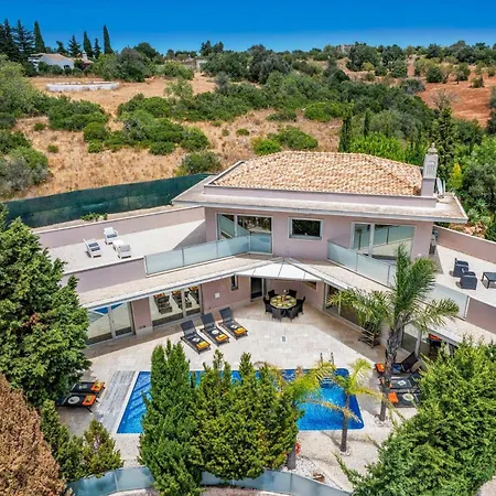 Caripira By فيلة